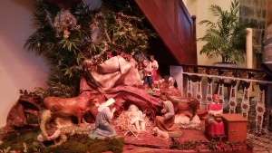 Crèche de Noël de l'église de Courry offerte par Christian Talon et les lecteurs de Courry-Clapas
