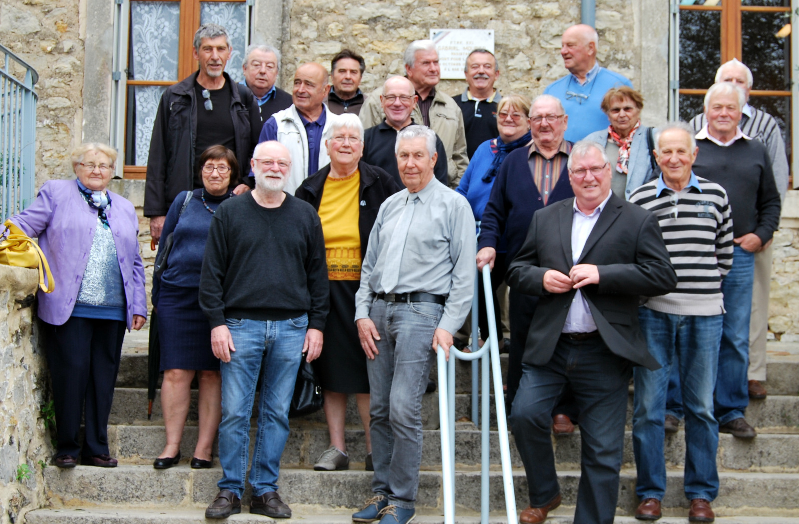 AMICALE DES ANCIENS MAIRES Courry AMICALE DES ANCIENS MAIRES Courry